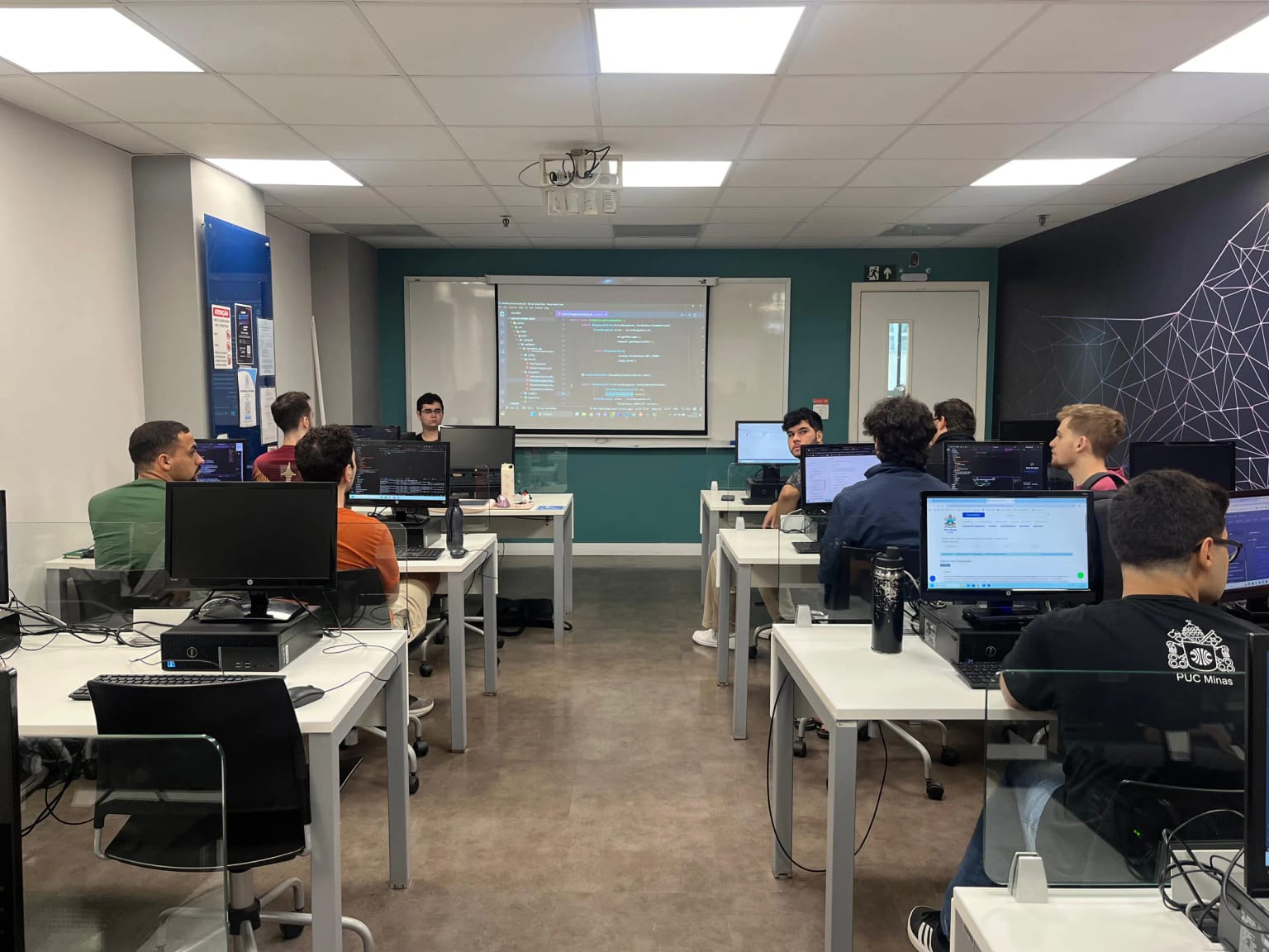 Foto 2 de WebTech Network